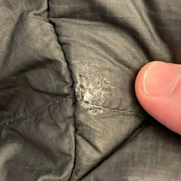 Patagonia Down Sweater Grey/Red Men's Long Sleeve Zip Up Puffer Jacket Size XS - Picture 3 of 4